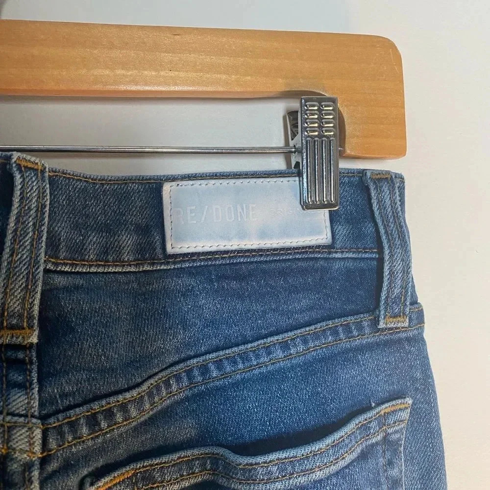 RE/DONE 90s Crop in Mid 70s Wash High Rise Blue Jeans Size 25 - Picture 8 of 12